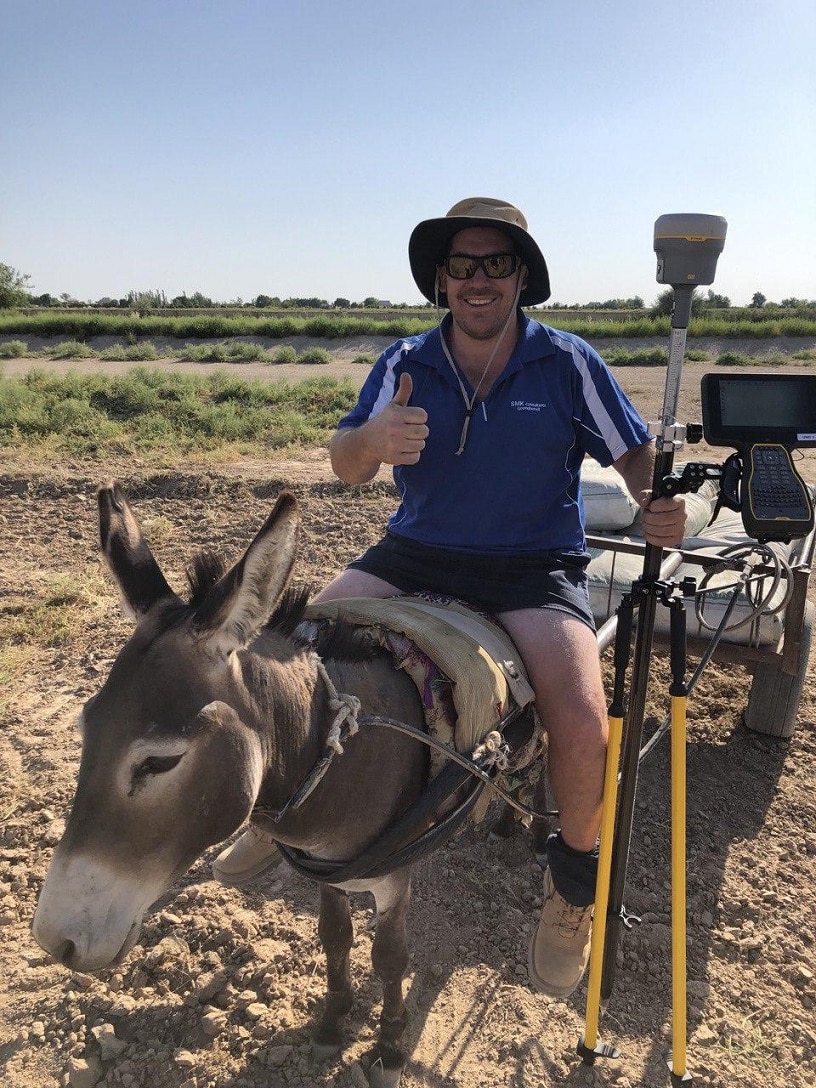 smk-qld-riding-a-donkey